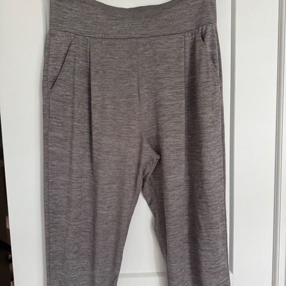 Vuori Lux Harem Pant Clay Heather - Picture 2 of 4